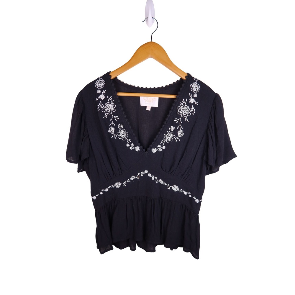 Audrey Parks Black Floral Embroidered Peplum Blouse V-Neck Smocked XL